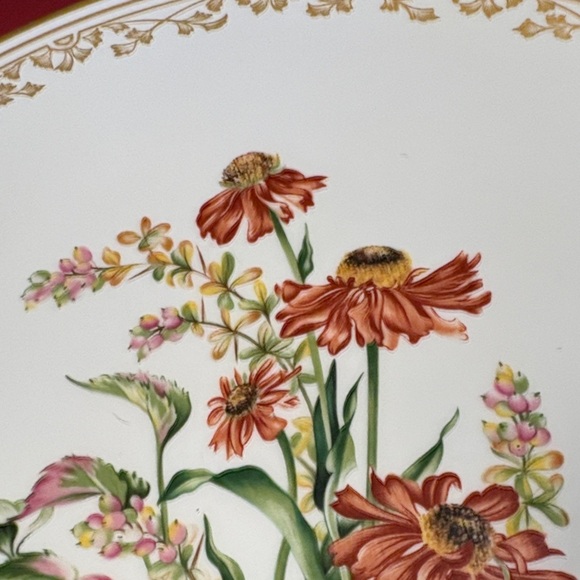 Bohme Holiday Floral Plate - Red and Gold Accents - Picture 3 of 4
